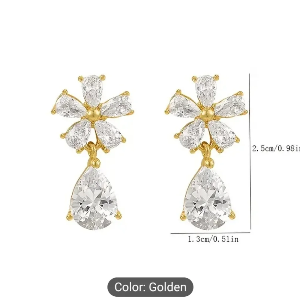 Elegant Flower & Water Drop Stud Earring - Picture 4 of 4